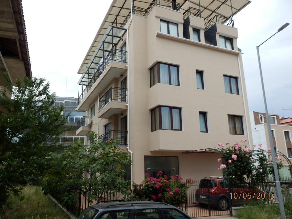 Flowers Apartments Nessebar Chambre photo