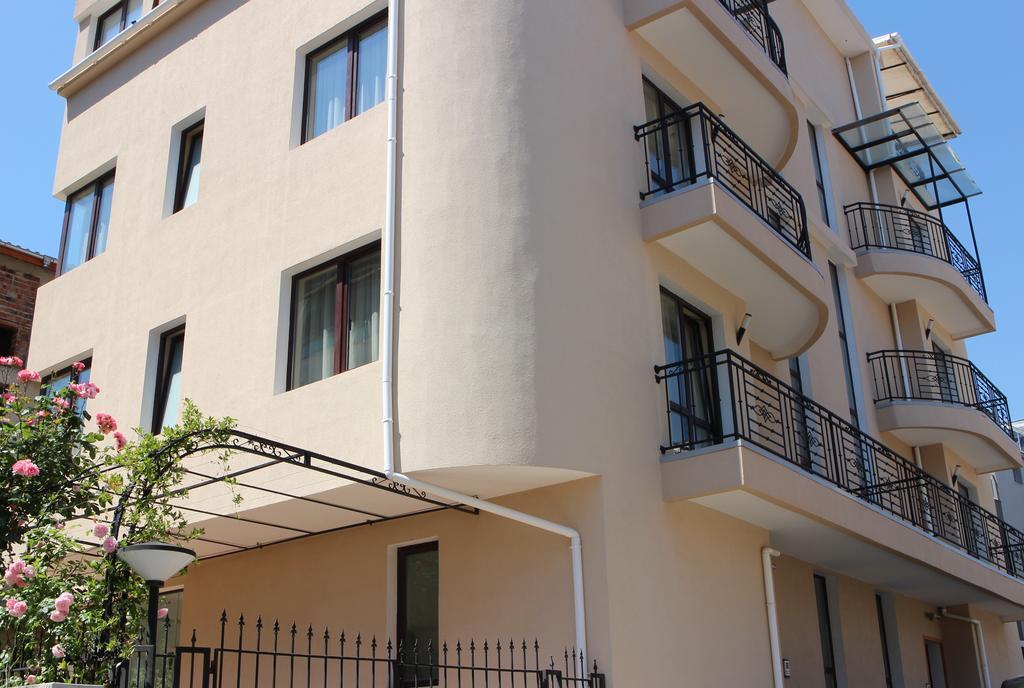 Flowers Apartments Nessebar Extérieur photo