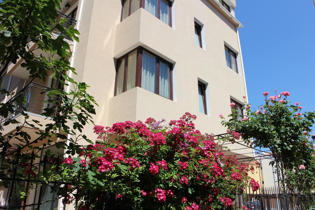 Flowers Apartments Nessebar Extérieur photo