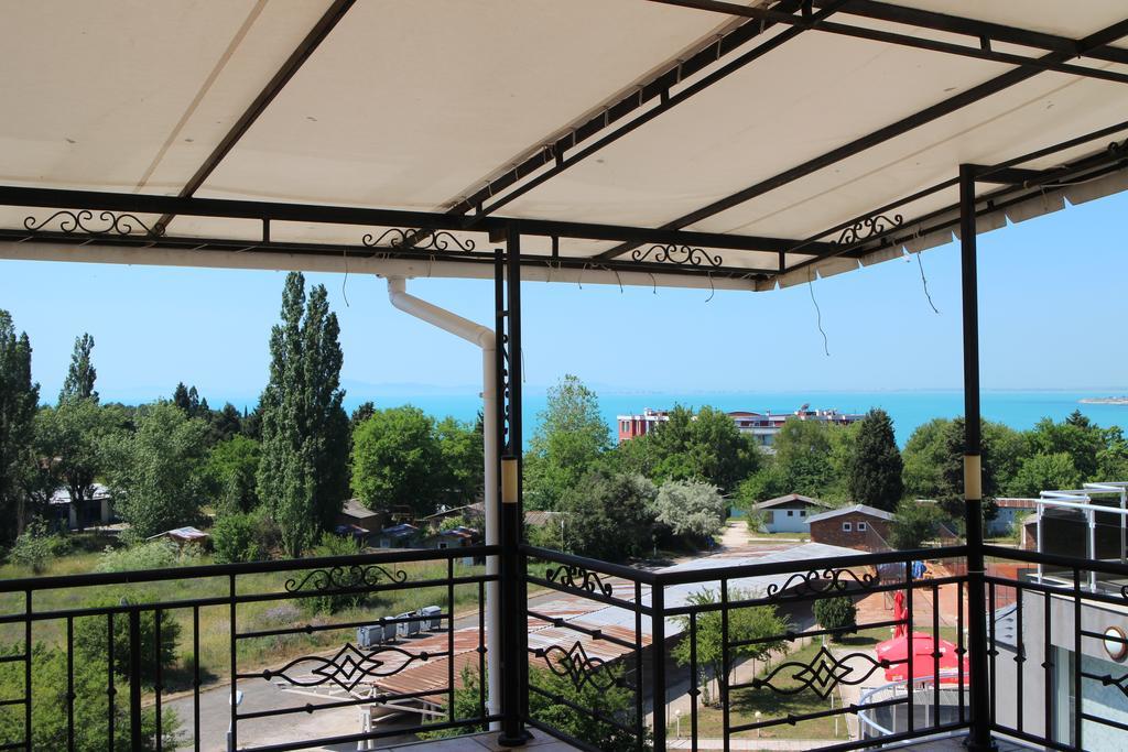 Flowers Apartments Nessebar Extérieur photo